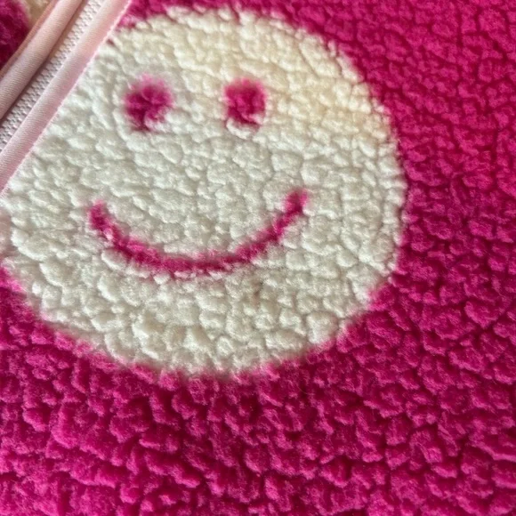 NWOT Old Navy Pink Smiley Face Kids Puffer Jacket - Picture 6 of 6